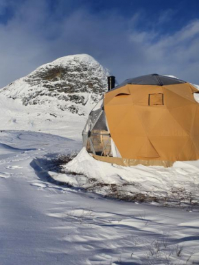 Jotunheimen Arctic Domes Vinter